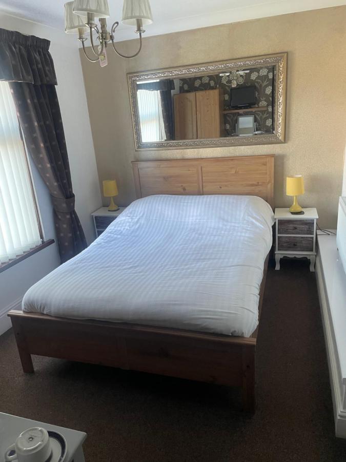 Milton Hotel Llanwern Village Newport (Gwent) Bagian luar foto