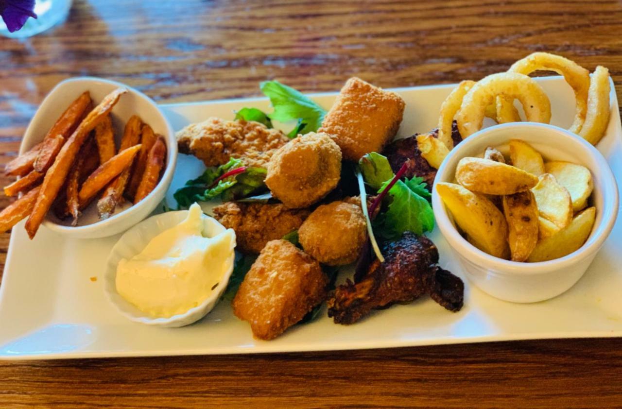 Milton Hotel Llanwern Village Newport (Gwent) Bagian luar foto