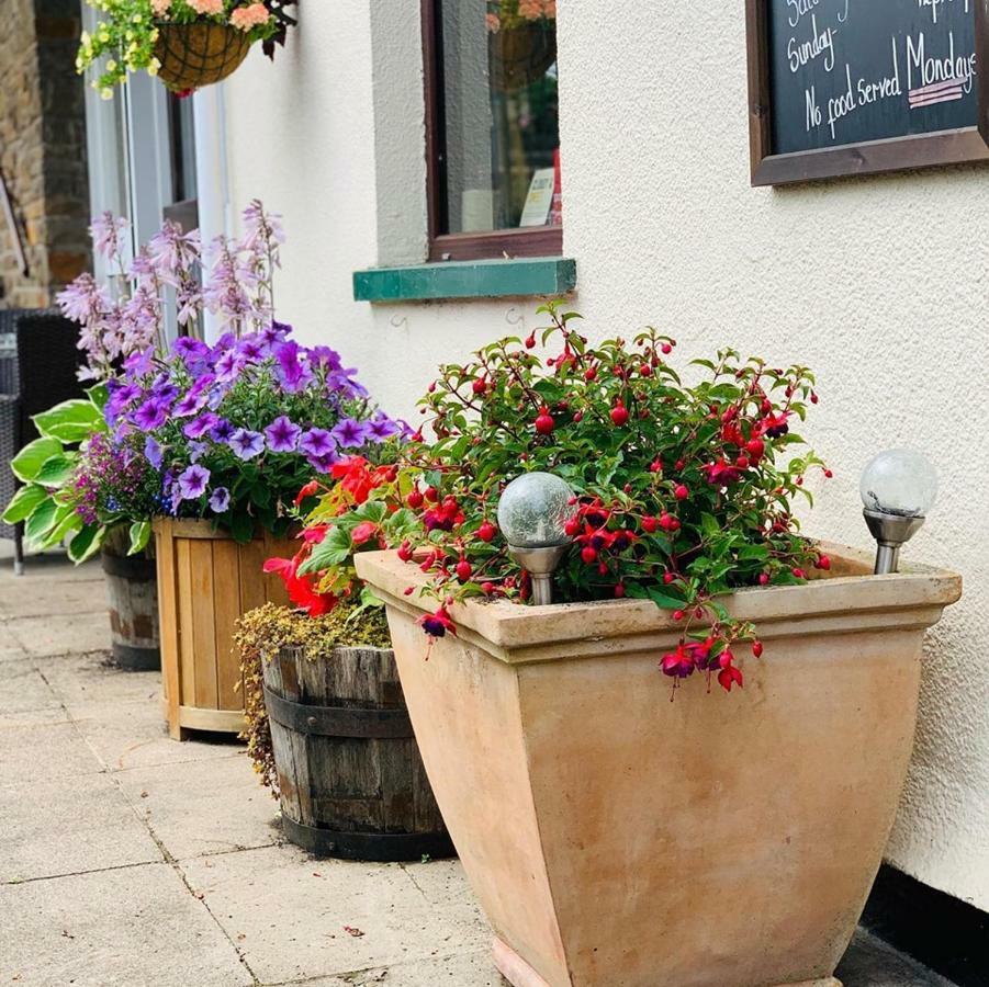 Milton Hotel Llanwern Village Newport (Gwent) Bagian luar foto